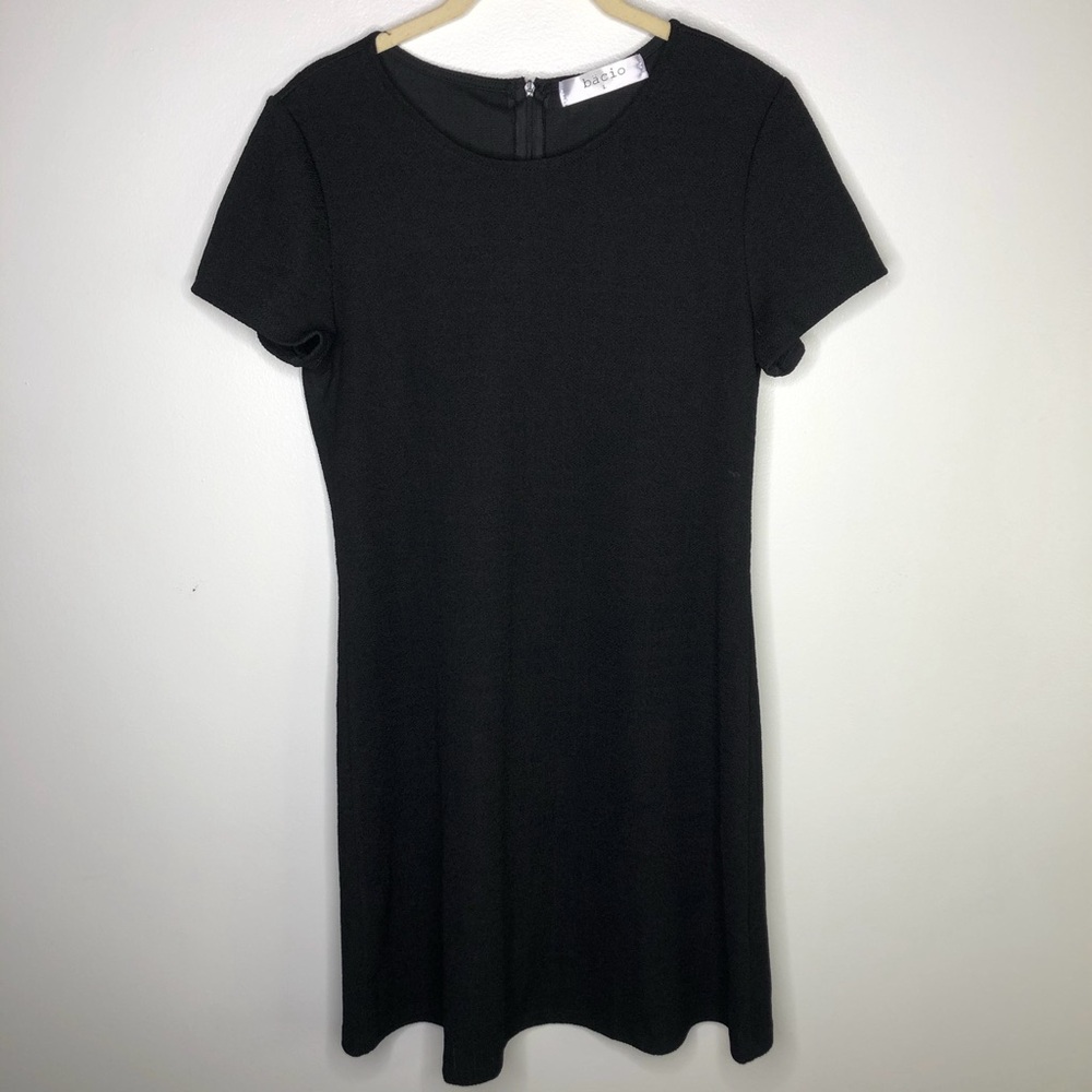 💜 Bacio black crepe knit short sleeve LBD little black dress size large